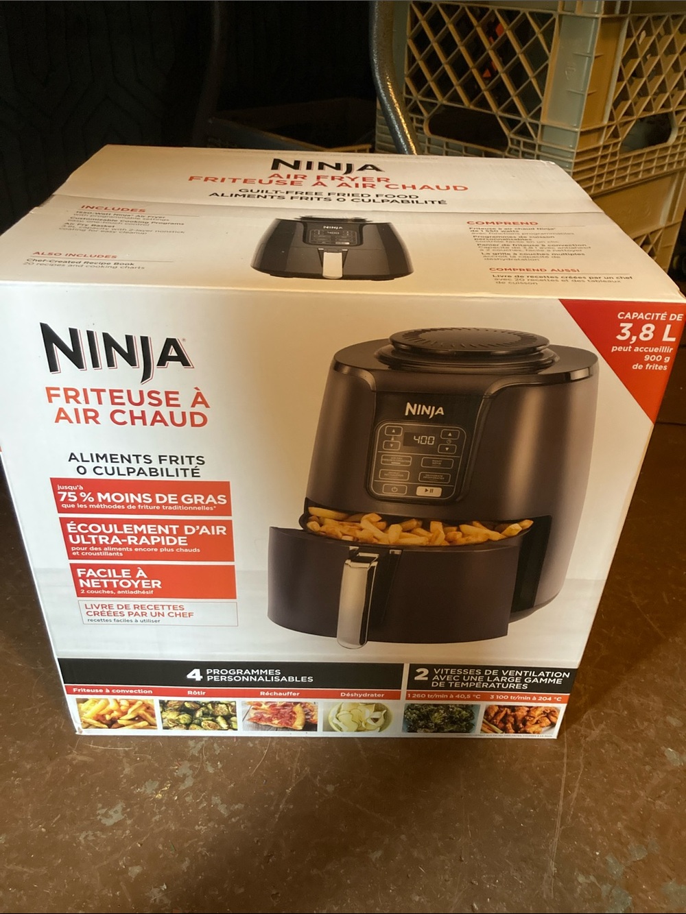 Ninja Air Fryer Black with Silver Handle